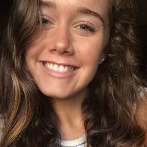 Meet your Posher, Mya