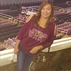 Meet your Posher, Angela