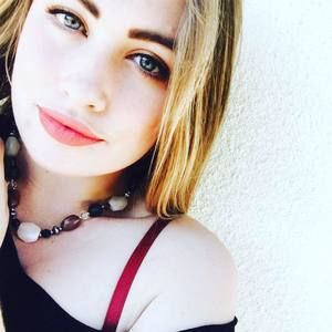 Meet your Posher, Jenna