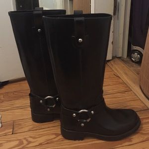 KORS Michael Kors harness rain boots
