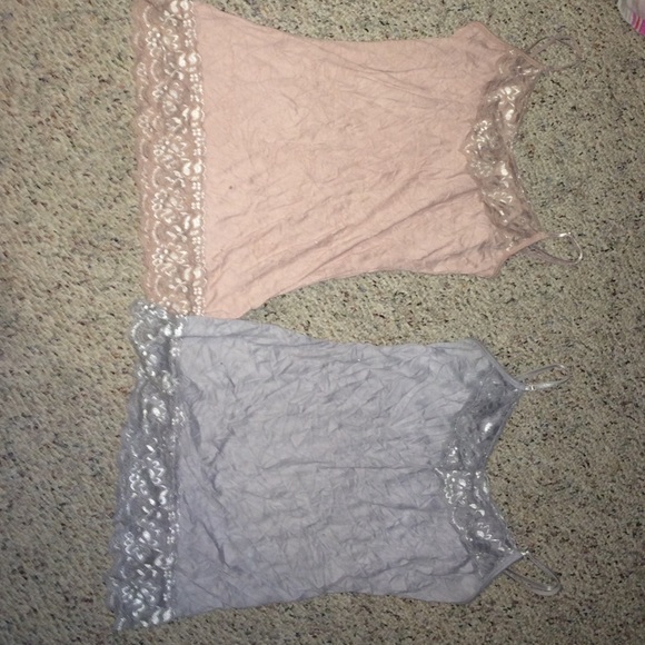 2 Maurice's Tank tops