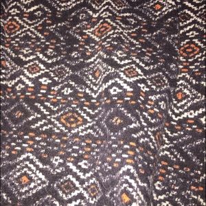 Super cute printed leggings!