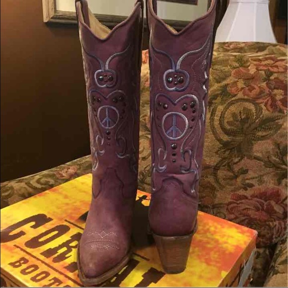 Corral Cowgirl "Peace" Boots! - Picture 2 of 4