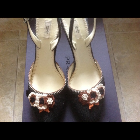 Prada black canvas slingback (EU 38)