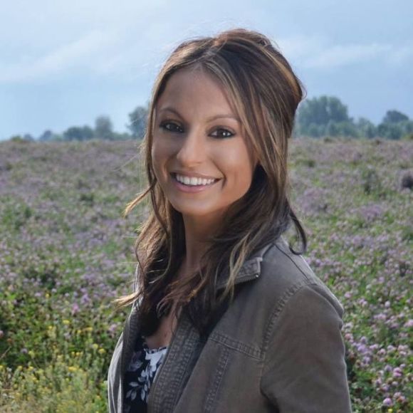 Meet your Posher, Nicole