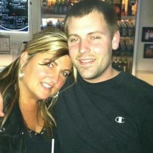 Meet your Posher, Devin