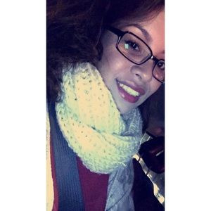 Meet your Posher, Nancy