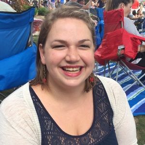 Meet your Posher, Nicole