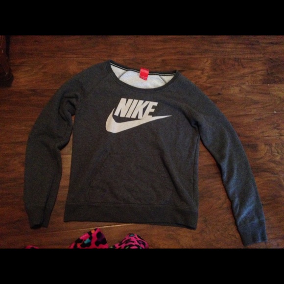 Nike crew neck