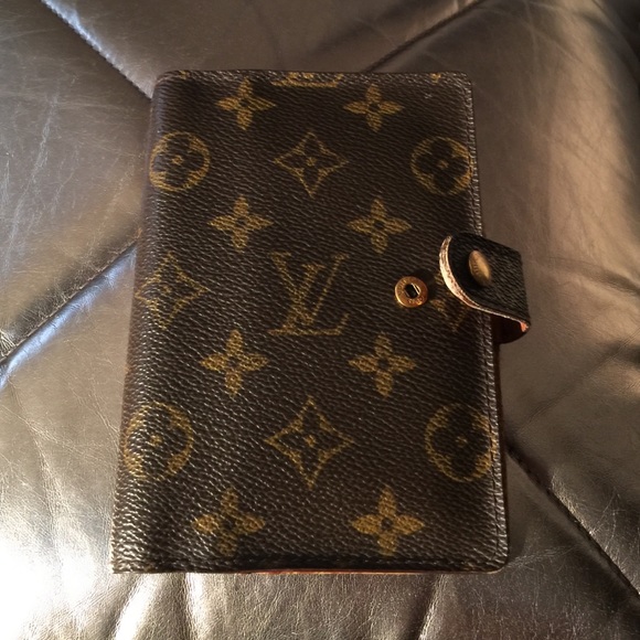 Louis Vuitton agenda pm