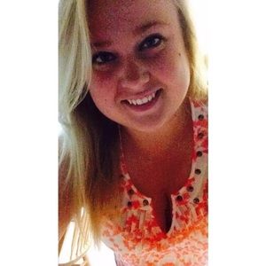 Meet your Posher, Kelly