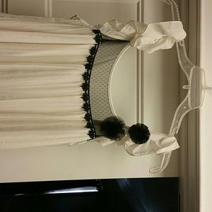 Black/winter white dress/top sz large