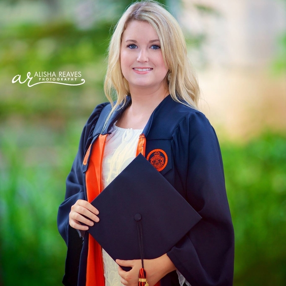 Meet your Posher, Maggie - Picture 5 of 5