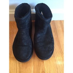 WOMENS CLASSIC UGG MINI BLACK SIZE 8 Ankle booties