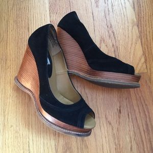 Steve Madden peep toe wedge