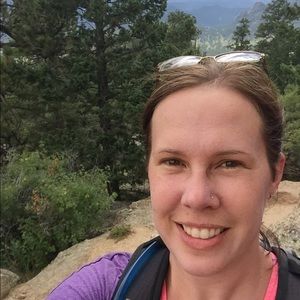 Meet your Posher, Lisa