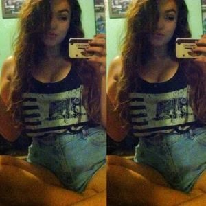 Meet your Posher, Ana