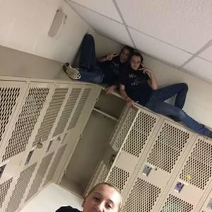 Meet your Posher, Chloe