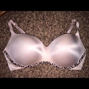 Victoria Secret Padded Bra