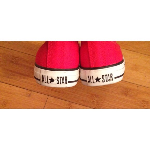 Red Converse - Picture 2 of 4