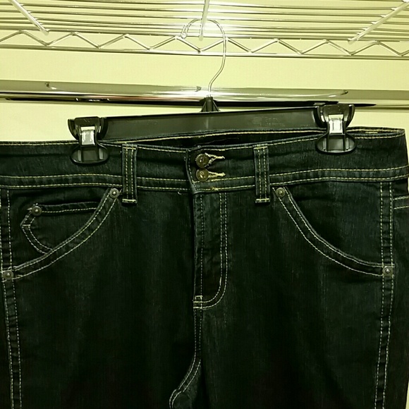 Jeans - Picture 2 of 3
