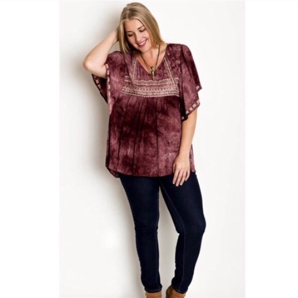 Boutique Tops - Plus Size Boho Embroidered Top ❗️LAST 1❗️