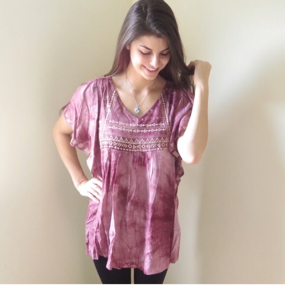 Plus Size Boho Embroidered Top ❗️LAST 1❗️ - Picture 2 of 5