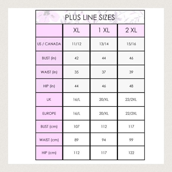 Plus Size Boho Embroidered Top ❗️LAST 1❗️ - Picture 4 of 5