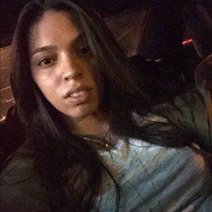 Meet your Posher, Neisha