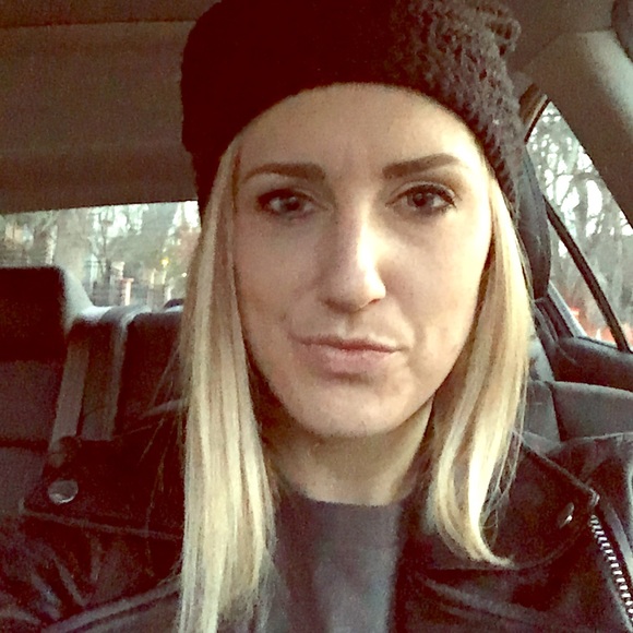 Meet your Posher, Catherine