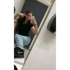 Meet your Posher, Colleen