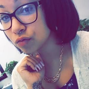 Meet your Posher, Taylisha