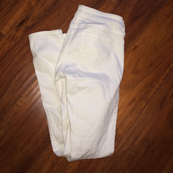 White Hollister jeans perfect condition