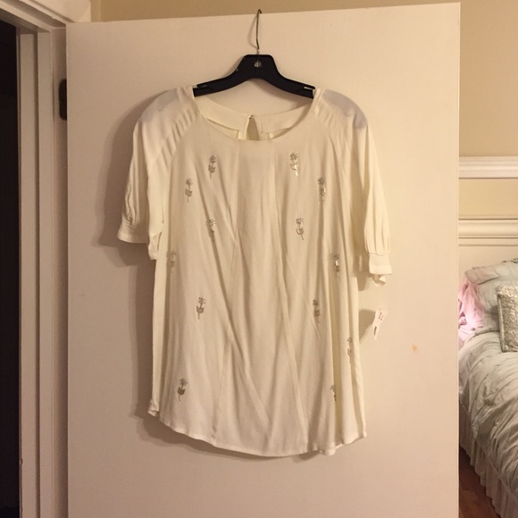 Holiday Cream top