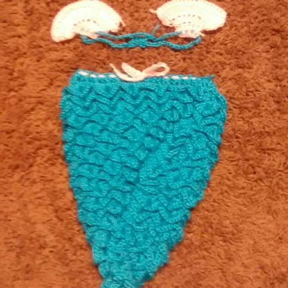 Lil Mermaid outfits