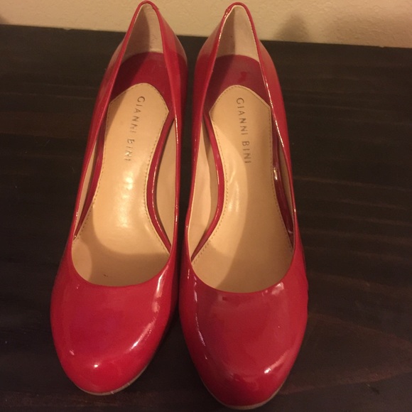Gianni Bini worn 1 time