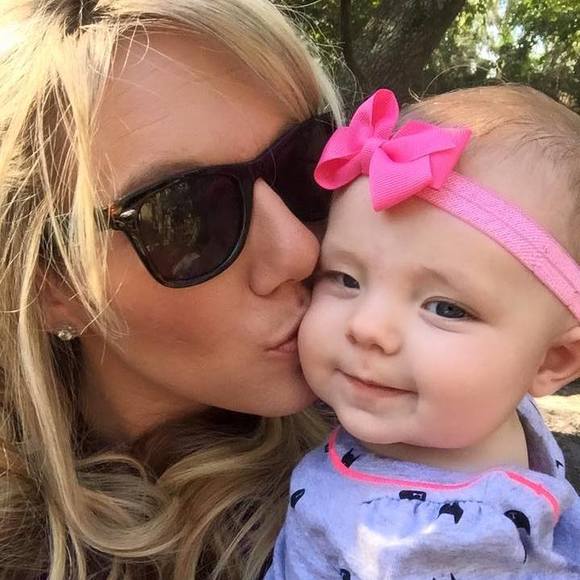 Meet your Posher, Lauren - Picture 1 of 1