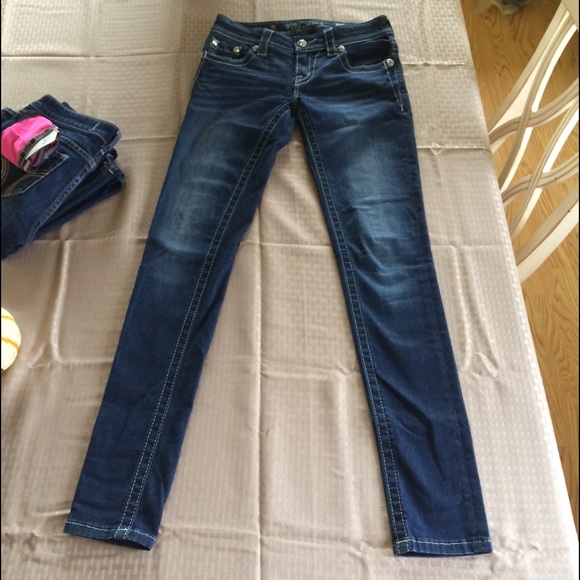 ?TRADE???Miss Me RARE Signature Skinny Jeans