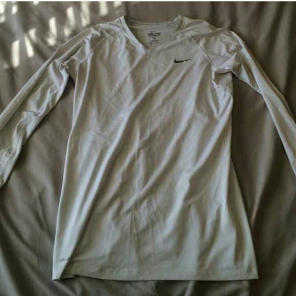 Nike Dri-Fit shirt ♥ Cyber Monday!!! ♥