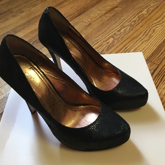 🔴🔴SOLD🔴🔴 BCBGeneration women's pumps- BLK 5.5