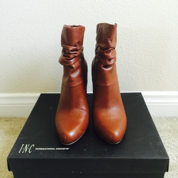 🎉HP🎉 INC leather boots never been worn Size 6.5 - Picture 2 of 4