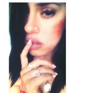 Meet your Posher, Nichole