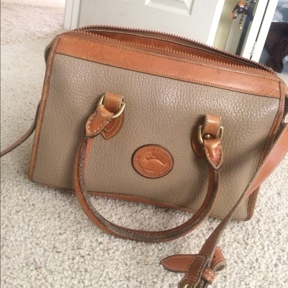 Vintage Dooney and Bourke - Picture 3 of 5
