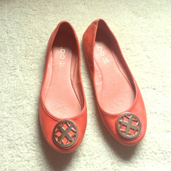 🚫SOLD🚫. ✨New✨ ALDO leather ballerina flats.