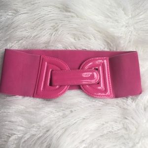 HOT PINK WAIST BELT SIZE SMALL HOT PINK WAIST BELT SIZE SMALL