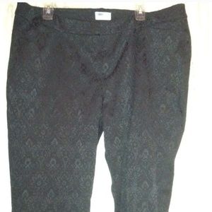 Black patterned old navy pixie pants NWOT