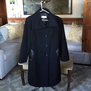 FINAL SALE 🎉Calvin Klein Black Coat