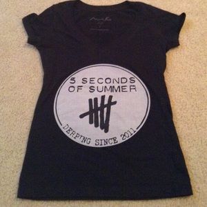 5 seconds of summer v-neck