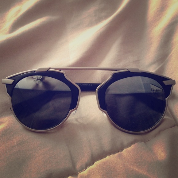 🚨 1 hr SALE! HOST PICK! Black Statement Sunnies
