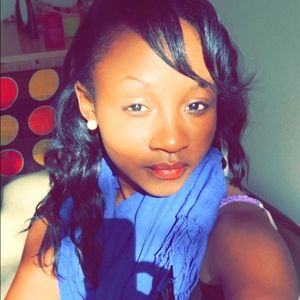 Meet your Posher, Saida